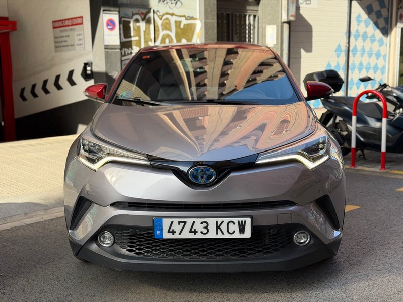 Toyota C-HR 2017, foto 4