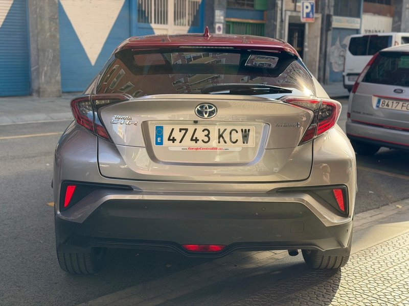 Toyota C-HR 2017, foto 8
