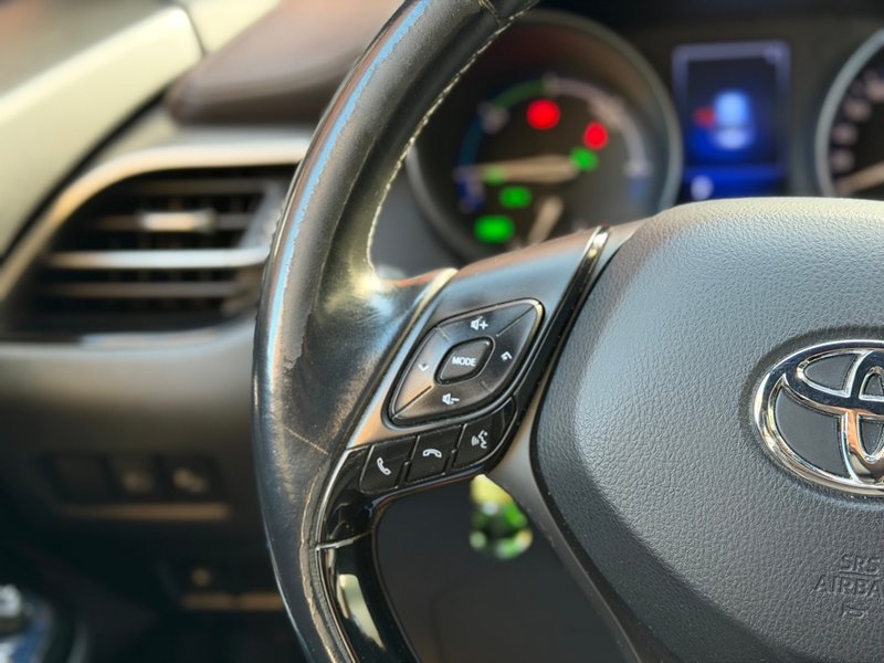 Toyota C-HR 2017, foto 18