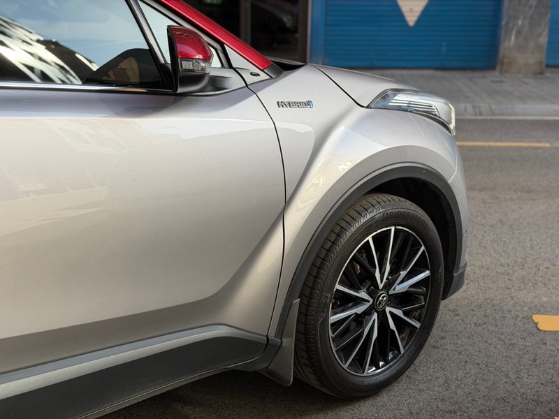 Toyota C-HR 2017, foto 33