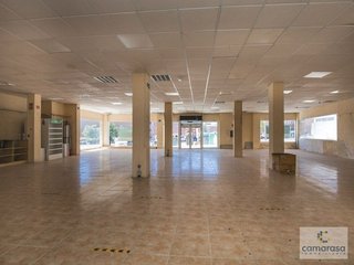 Local comercial en venta en Universidad en Ávila