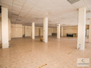 Local comercial en venta en Universidad en Ávila