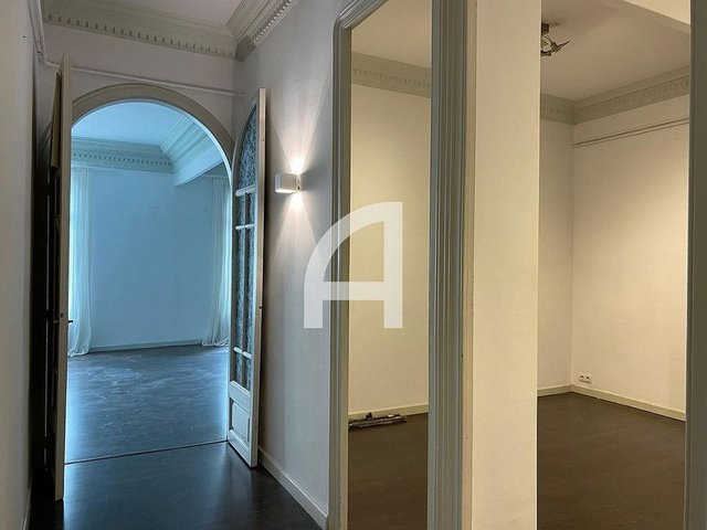 Oficina en alquiler en Sant Gervasi - Galvany en Barcelona - Imagen 2