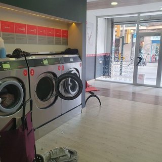 Local comercial en venta en Centre en Girona