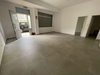 Local comercial en alquiler en Rollo - Puente Ladrillo en Salamanca