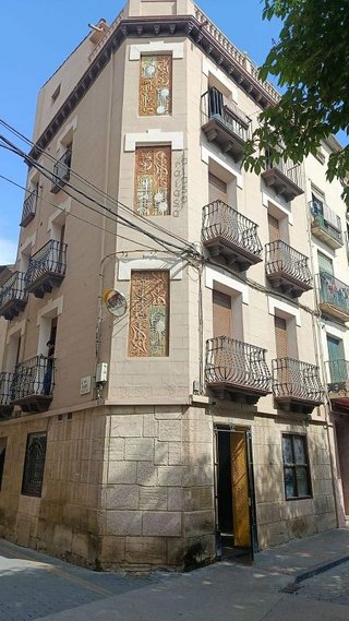 Edificio en venta en Caspe