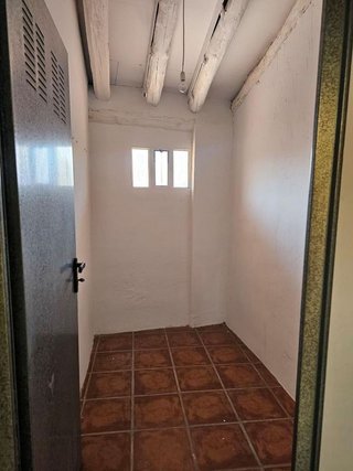 Edificio en venta en Caspe
