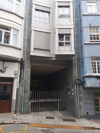 Garaje en alquiler en Juan Flórez - San Pablo en Coruña (A)