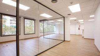 Oficina en alquiler en Les Corts en Barcelona - Imagen 14