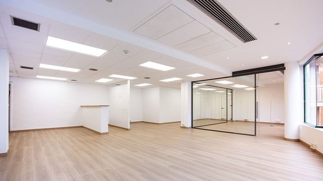 Oficina en alquiler en Les Corts en Barcelona - Imagen 5