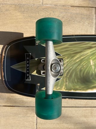 Carver 32.5”,  C7 y ruedas Roundhouse.