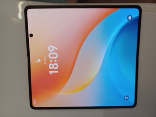 HONOR MAGIC V5