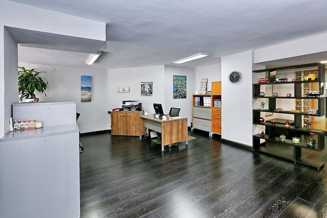 Local comercial en venta en La Guineueta en Barcelona