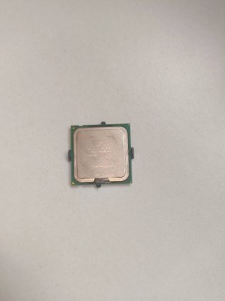 Intel Pentium 4 640 SL7Z8