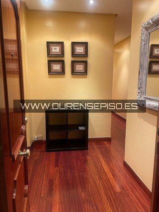 Piso en alquiler en Centro en Ourense