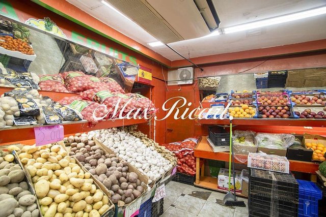 Local comercial en venta en El Raval en Barcelona - Imagen 10