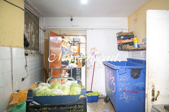 Local comercial en venta en El Raval en Barcelona - Imagen 17