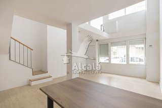 Local comercial en venta en San Isidro - Los Almendros en Alcalá de Henares