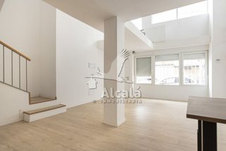Local comercial en venta en San Isidro - Los Almendros en Alcalá de Henares