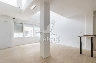 Local comercial en venta en San Isidro - Los Almendros en Alcalá de Henares