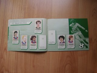 ÁLBUM CARICATURAS DE FUTBOLISTAS FAMOSOS BOLLYCAO