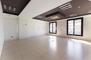 Oficina en alquiler en La Maternitat i Sant Ramon en Barcelona - Imagen 24