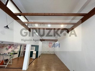 Local comercial en alquiler en Gros en San Sebastián-Donostia