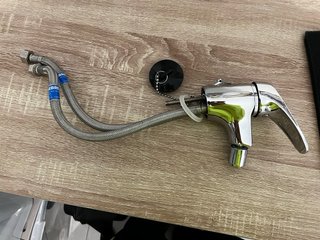 Grifo Bidet Genebre Plata con Latiguillos