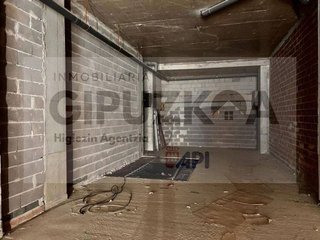 Local comercial en alquiler en Centro en San Sebastián-Donostia