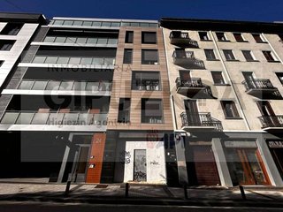 Local comercial en alquiler en Centro en San Sebastián-Donostia
