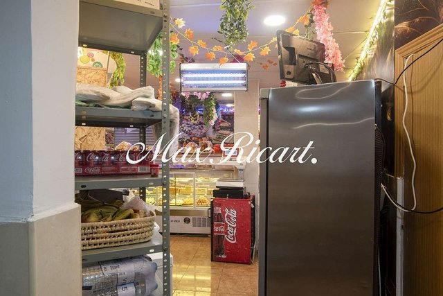 Local comercial en venta en El Raval en Barcelona - Imagen 17