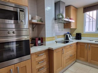 Casa adosada en venta en Pilas