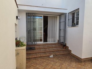 Casa adosada en venta en Pilas