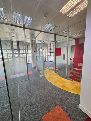 Oficina en alquiler en La Dreta de l'Eixample en Barcelona - Imagen 27