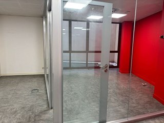 Oficina en alquiler en La Dreta de l'Eixample en Barcelona - Imagen 31