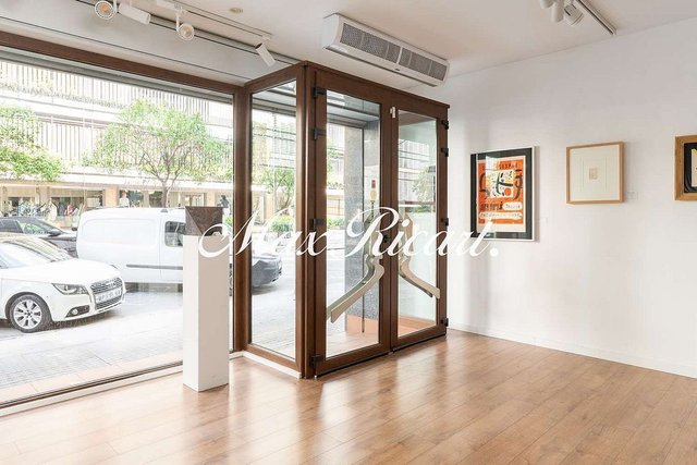 Local comercial en alquiler en Sant Gervasi - Galvany en Barcelona - Imagen 3