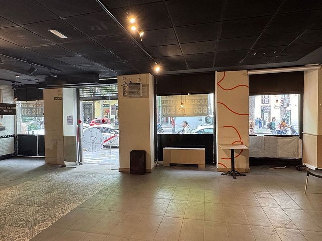 Local comercial en alquiler en Arapiles en Madrid - Imagen 4