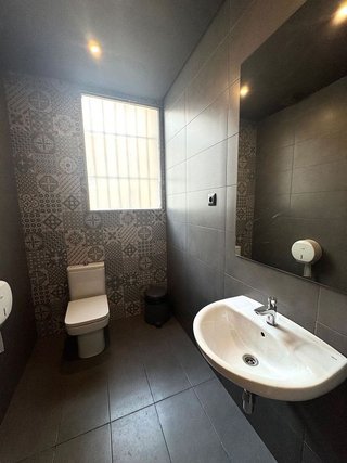 Local comercial en alquiler en Arapiles en Madrid - Imagen 20