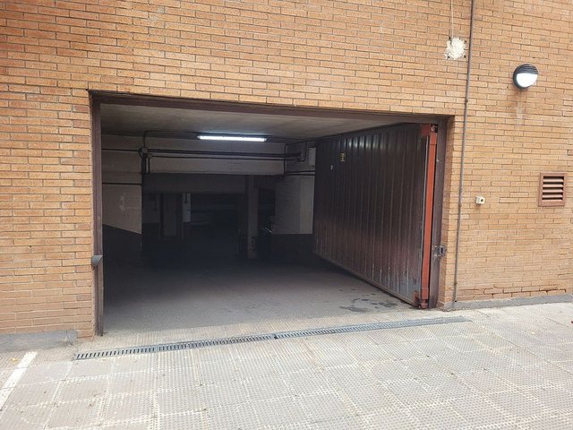 Garaje en venta en Palos de Moguer en Madrid - Imagen 6