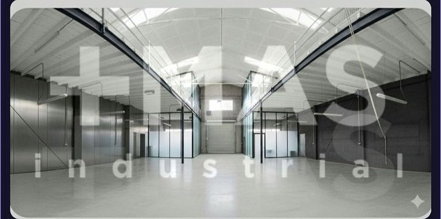 Nave industrial en venta en Ciutat Fallera en Valencia