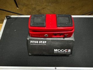 Pack Pedales Morpheus Droptune y Mooer Pich Step