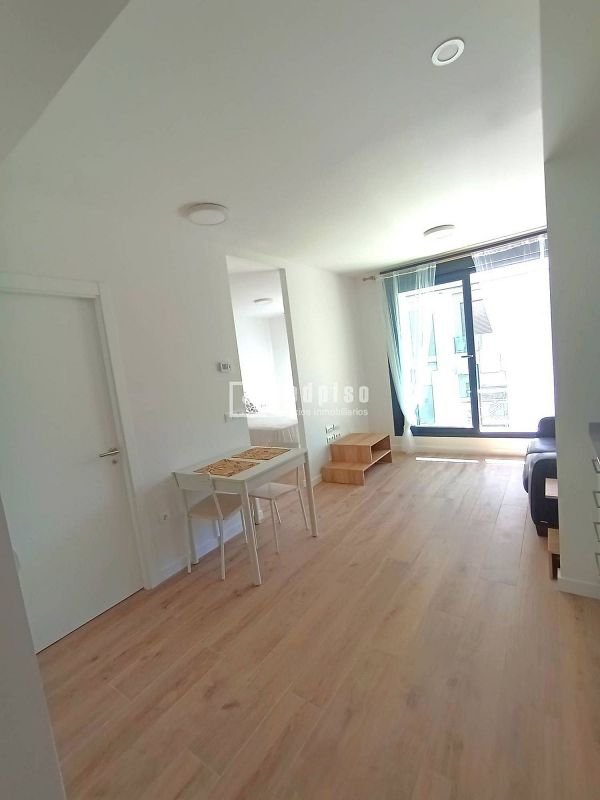 Piso en alquiler en Valdeacederas en Madrid - Imagen 9