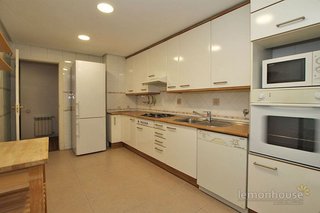 Piso en alquiler en Mirasierra en Madrid - Imagen 23