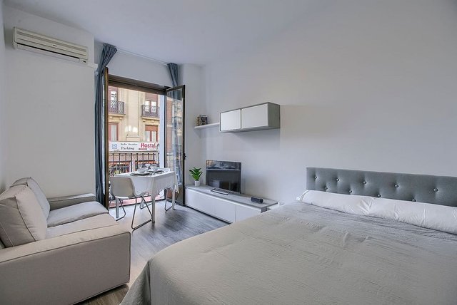 Estudio en alquiler en Cortes - Huertas en Madrid