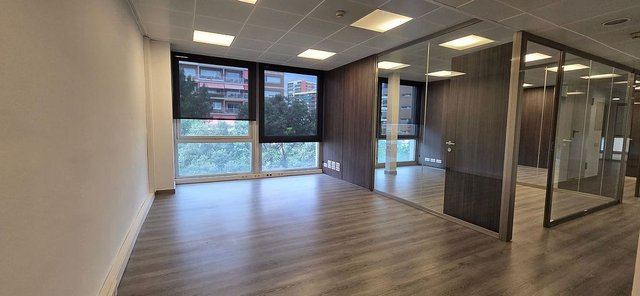 Oficina en alquiler en Les Corts en Barcelona - Imagen 10