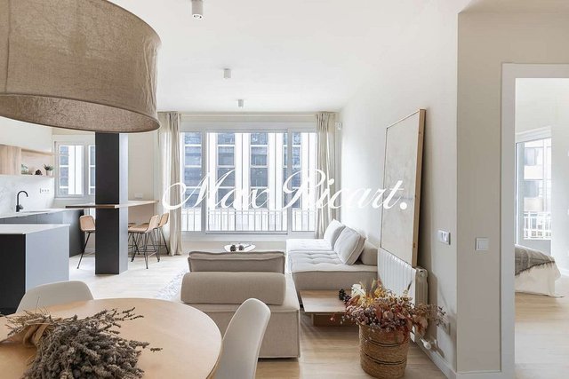 Piso en venta en Les Corts en Barcelona - Imagen 2