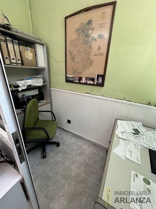 Local comercial en venta en Antigua Estación FFCC - San Agustín en Burgos