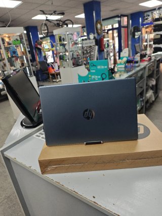 Ordenador portátil HP Plata y Negro
