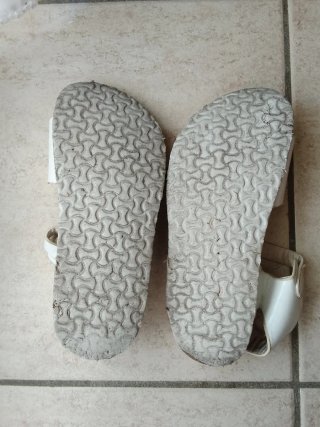 Sandali bimba Fiorucci taglia 33