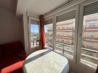 Piso en alquiler en Benalúa en Alicante